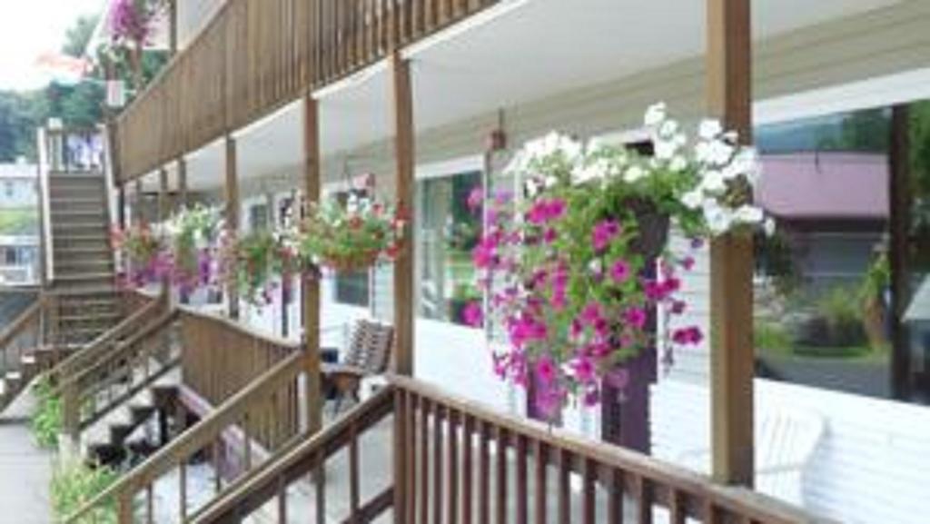 Legacy Inn & Suites Of Lake George Eksteriør bilde
