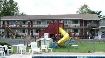 Legacy Inn & Suites Of Lake George Eksteriør bilde